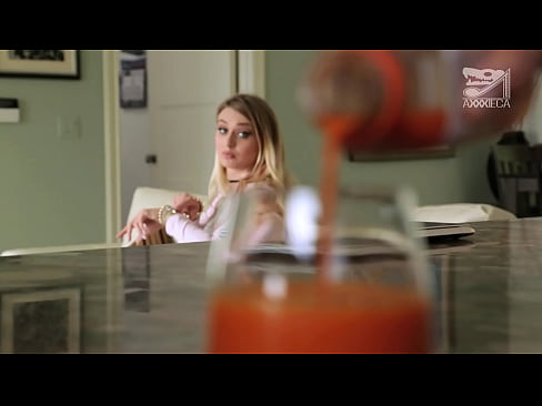 ❤️ Karšta mergina su didelėmis krūtimis ir stora putytė gauna varpą iš nevykėlio, bet labai kietą Porno prie porno lt.porn-milf300.ru