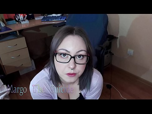 ❤️ Seksuali mergina su akiniais giliai čiulpia dildo į kamerą Porno prie porno lt.porn-milf300.ru